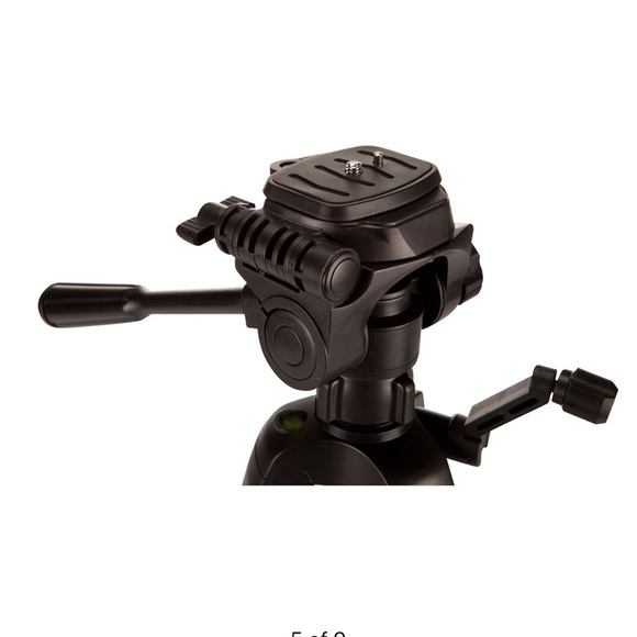 Brand new Insignia Tripod - Picture 2 of 5